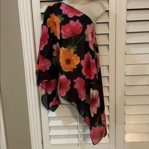 Floral Poncho-style Top